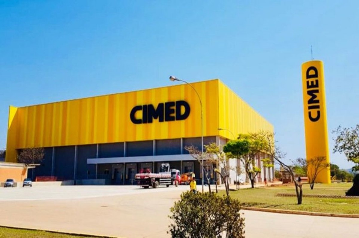 Cimed mira supermercados e mostra estratégia para crescer fora das farmácias