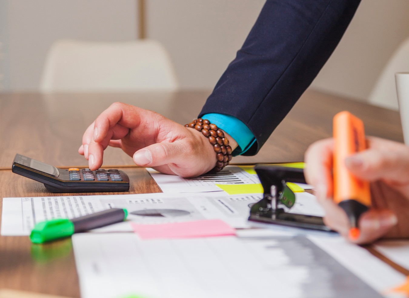 Reforma tributária exige precisão fiscal e gestão avançada nas farmácias