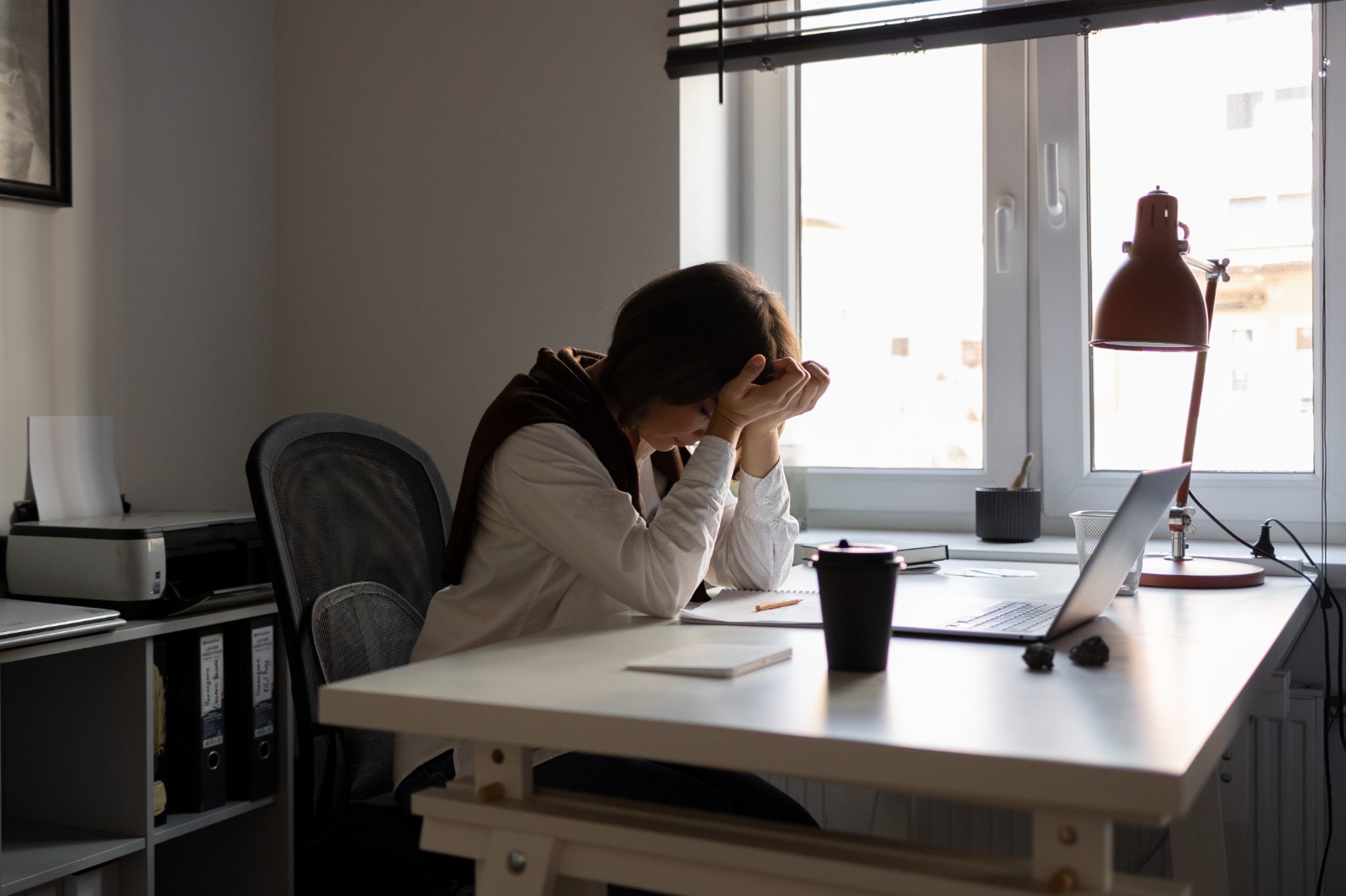 Saúde mental desafia gestores: 43% dos millennials são afastados por transtornos psicológicos  COPY: Afastamentos por transt