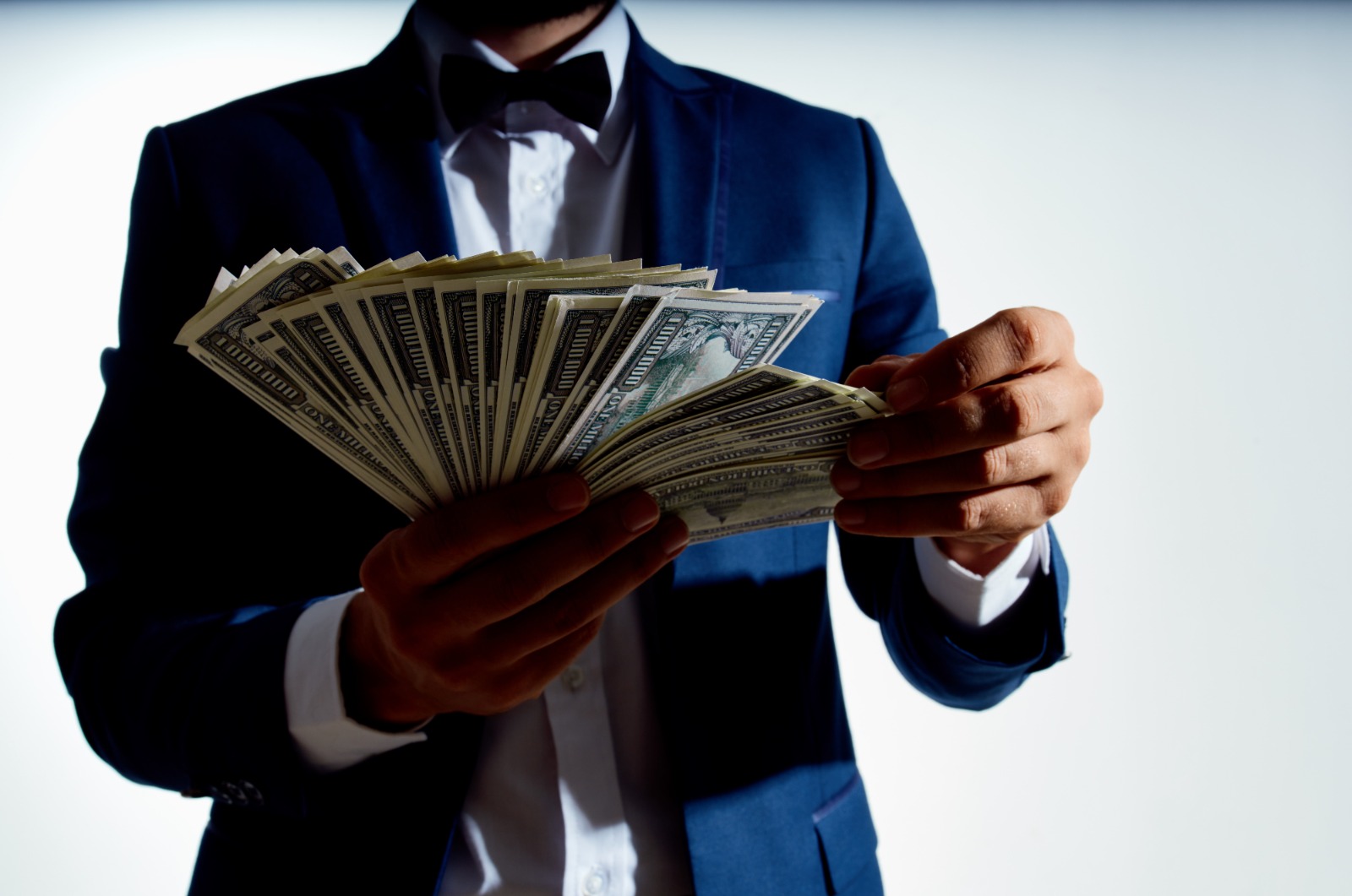 Salários de seis dígitos deixam de garantir conforto financeiro nos Estados Unidos